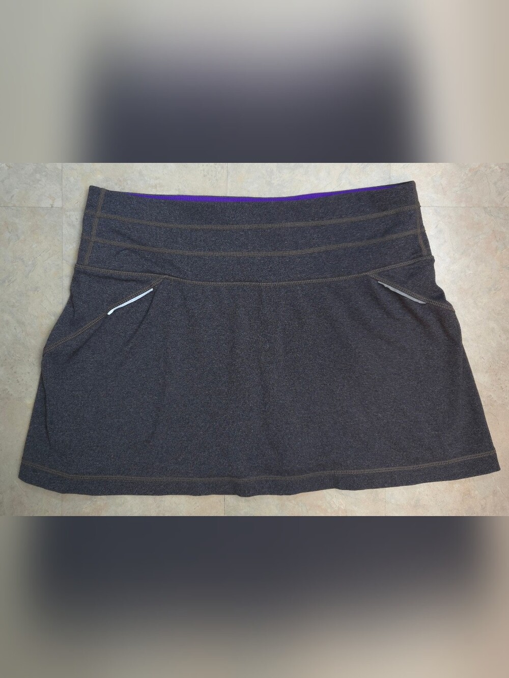 Athleta Relay Gray Pickleball Tennis Zip Pocket Athletic Skirt Skort Size M